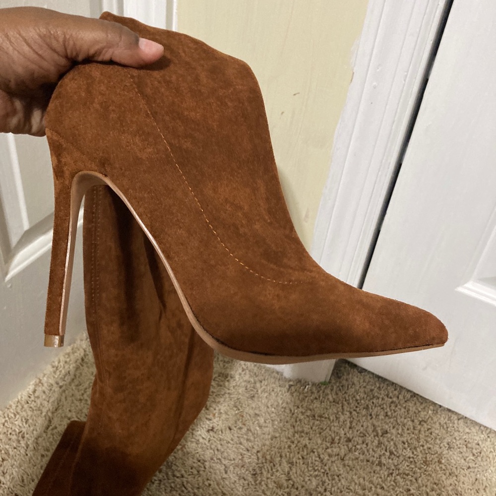 Fashion nova thigh high boots - Picture 4 of 7